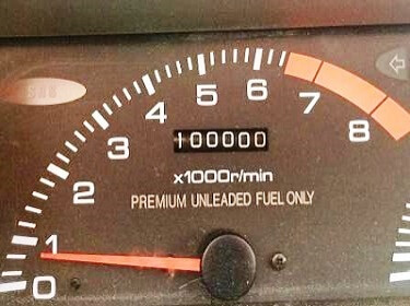 kilometerteller toont 100k miles